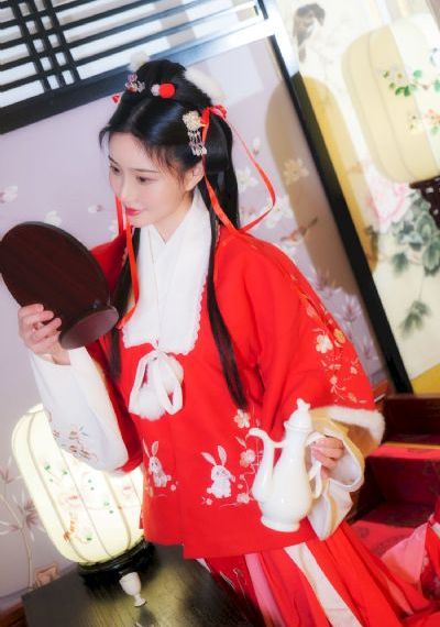 漂亮的女邻居在线观看_4K免费观看韩国