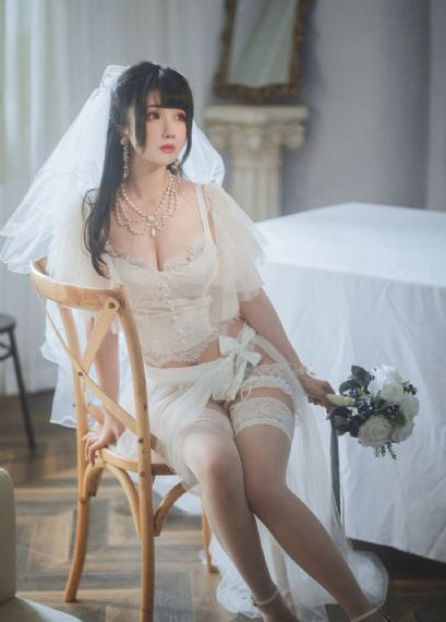 出包王女第一季_720电影完整版