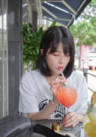 丰满人妇被老师侵犯在线播放_720在线观看电视