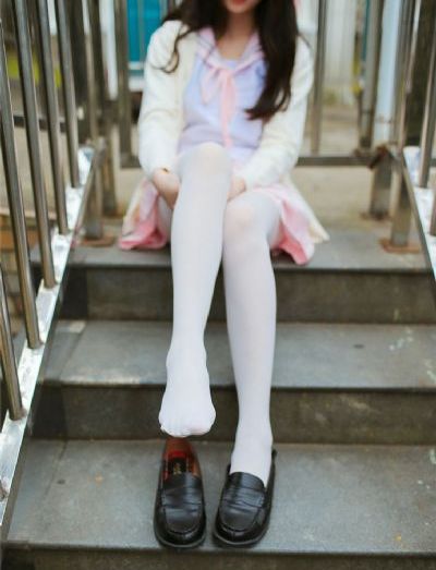 河智苑真实的游戏_JVID性感写真
