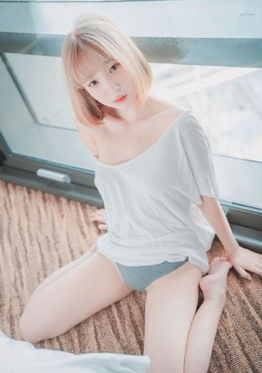娇妻在卧室里被领导爽电影_DVD在线观看视频