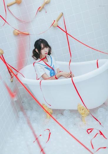 痴汉电车侵犯女学生电车痴汉视频_超清在线观看